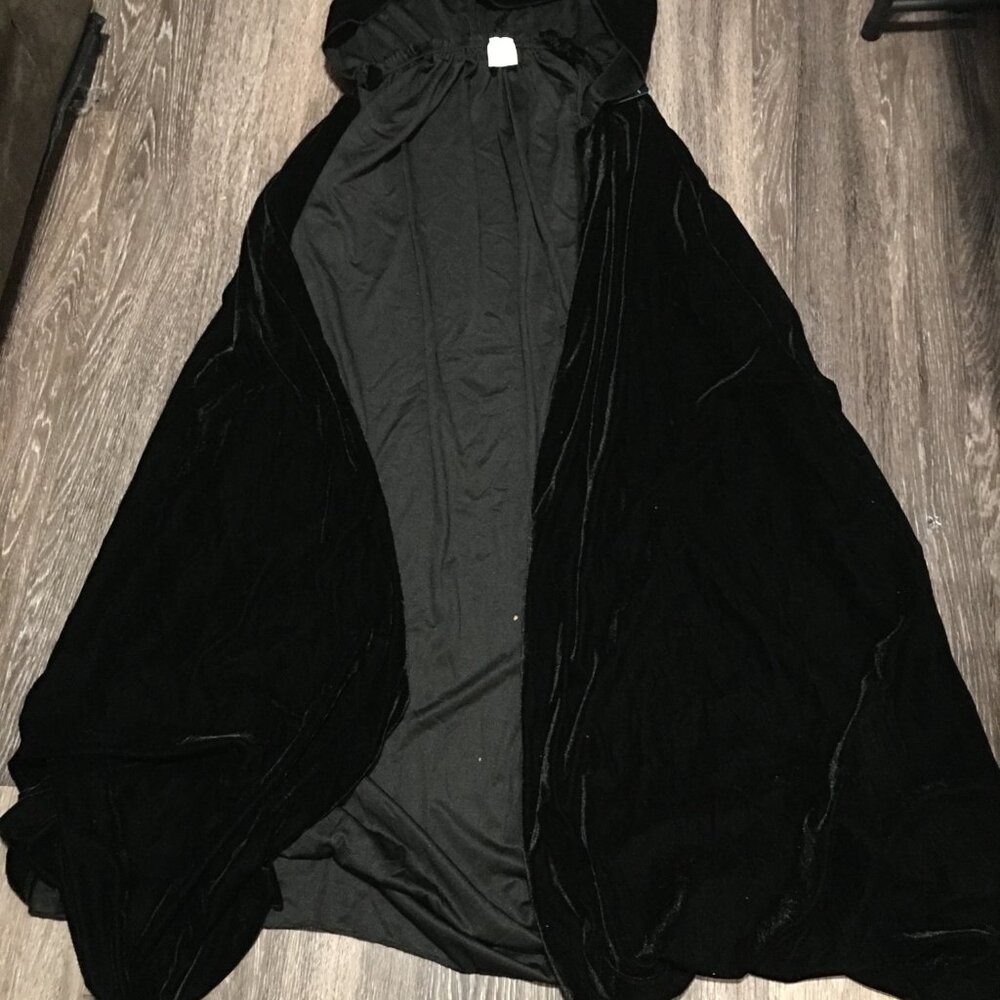 Hooded Black Velvet Cape - Dracula, Theater, Costume One Size Up to 40 Chest